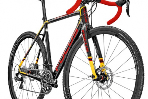 フォーカス MARES 105 全米王者も使用するフラッグシップCX